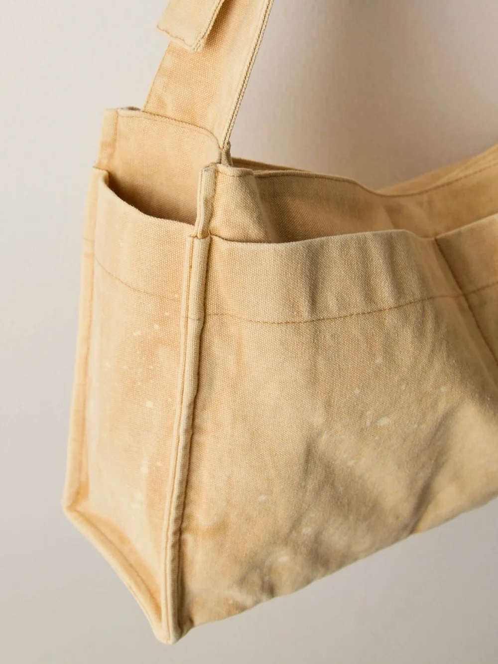 1477. FREE PEOPLE Camp Crush Sling Bag in Neutral NWT $78